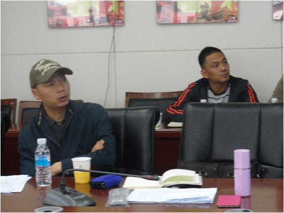 保山移动车辆主管何林刚（前排就坐）加入全程培训。。。。。。。。